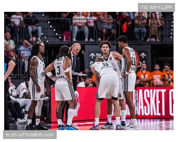 湖人主场硬碰森林狼，焦点大战胜负牵动球迷目光